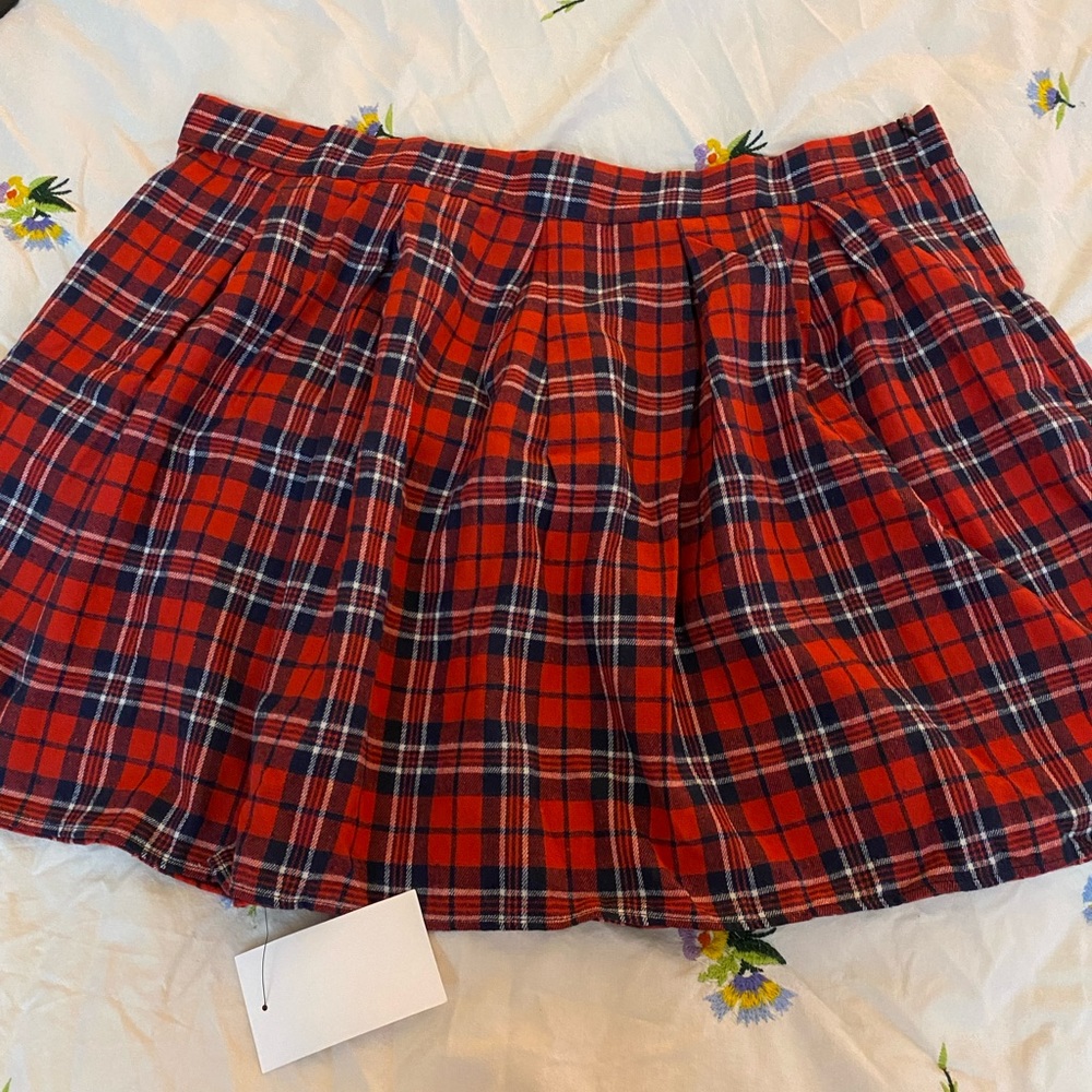 Shein Red Plaid Mini Skirt (NWT) (Size 4X)